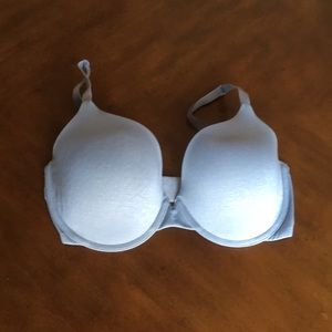 Victoria’s Secret bra size 34DD
